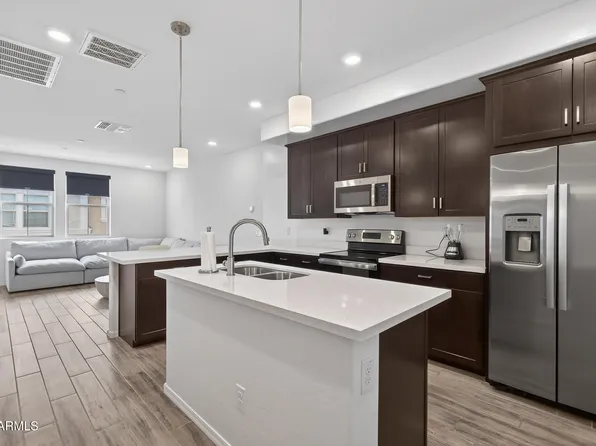 2629 S EQUESTRIAN Drive #107, Gilbert, AZ 85295