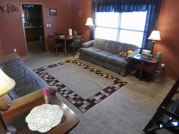3rd image of 335 2nd Ave NW