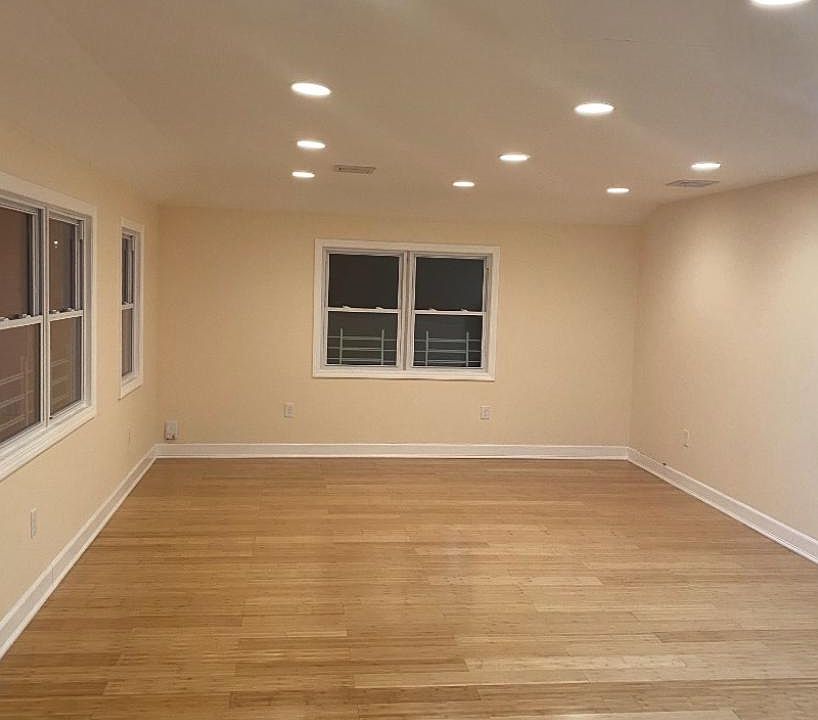 1st image of 13230 157th St Floor 2
