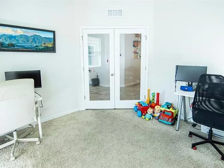 7916 Stonebrook Cir — Photo 9
