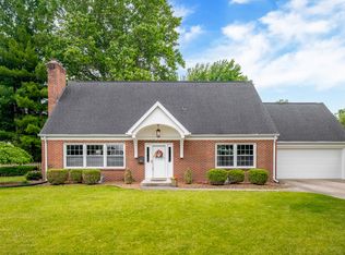 1401 Parkside Dr, Columbus, IN 47203