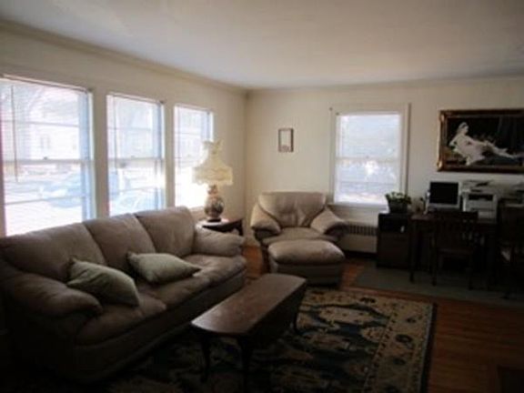 5th image of 46 Eastwood Cir