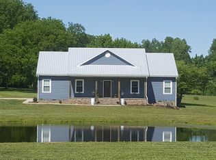 3178 Vanleer Hwy, Charlotte, TN 37036