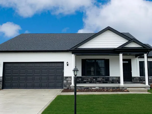 5066 Richard Dr, Lowell, IN 46356