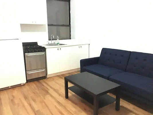 Rented by Compass | media 31