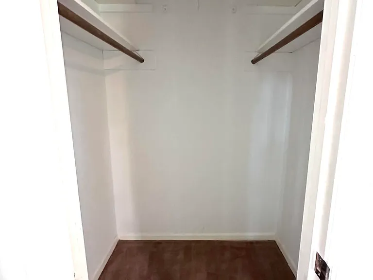 4558 Colonial Rd — Photo 14