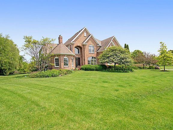3rd image of 37W960 Heritage Oaks Dr
