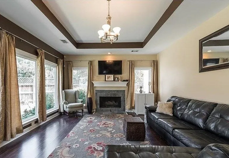 515 Birch Forest Ln — Photo 8