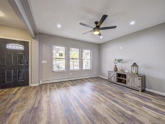 4th image of 379 1st St