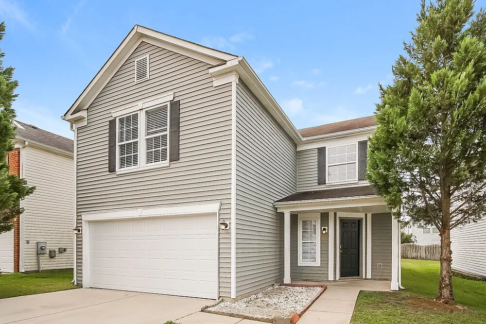 4 bed, 2.5 bath, 2284 sqft, $2,195 — Photo 4