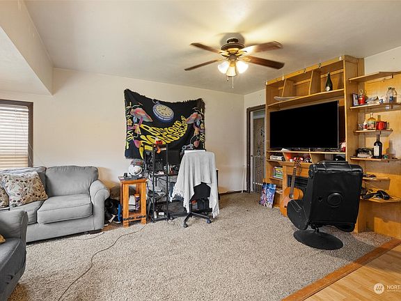 5th image of 1805 Loubeck Street