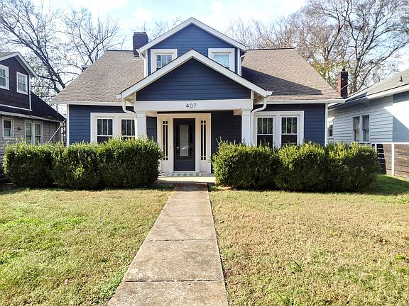 2nd image of 407 Park Cir #A