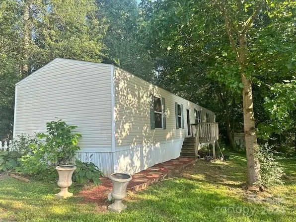 8605 Canary St, Connelly Springs, NC 28612