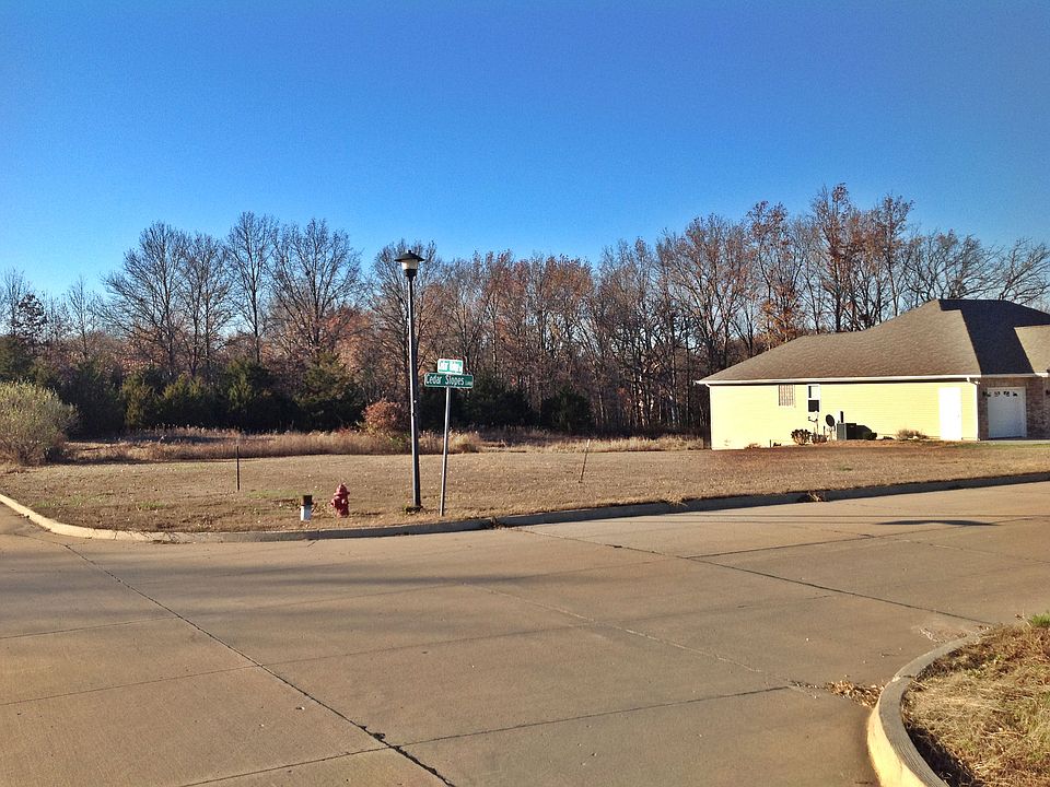 2nd image of Cedar Ridge Drive