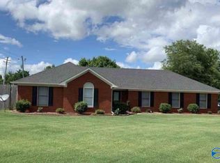 101 Hickory Trail Dr, Harvest, AL 35749