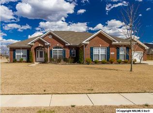 3201 Stone Path Ln SE, Owens Cross Roads, AL 35763