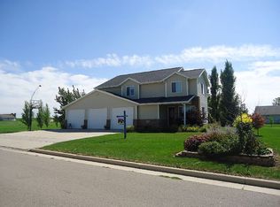 1030 Northwood Dr, Seymour, WI 54165