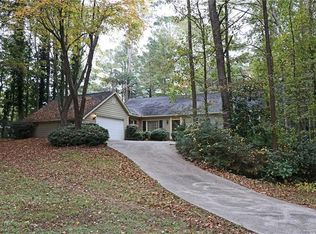 309 Deauville Way, Fayetteville, GA 30214