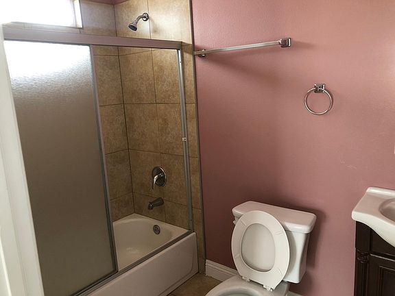 5th image of 1511 W 85th St