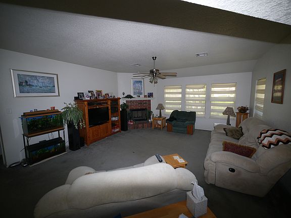 3rd image of 111 Turtle Creek Dr