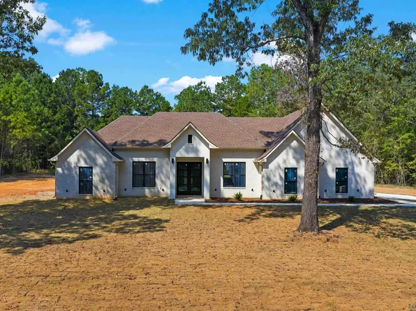 208 E Lomax Dr, Longview, TX 75603