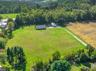 1883 Little Conestoga Rd, Elverson, PA 19520