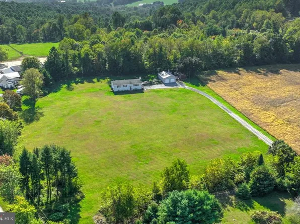 1883 Little Conestoga Rd, Elverson, PA 19520