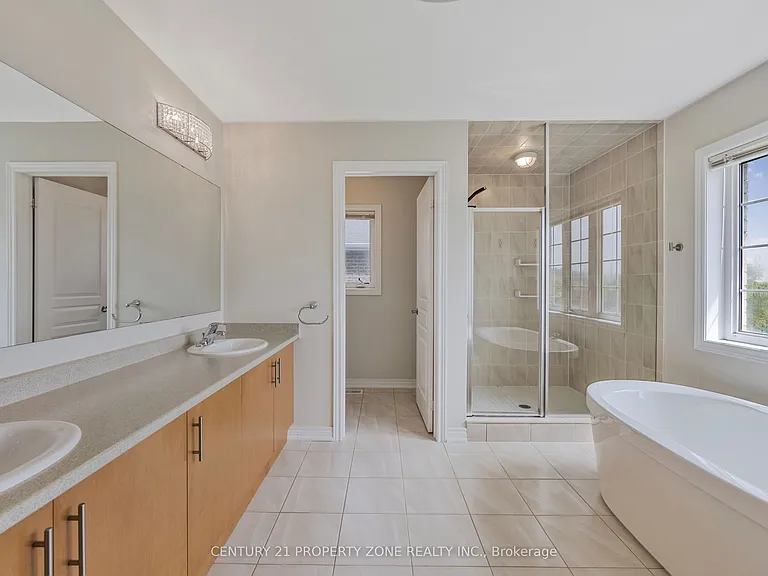 919 Green St — Photo 25