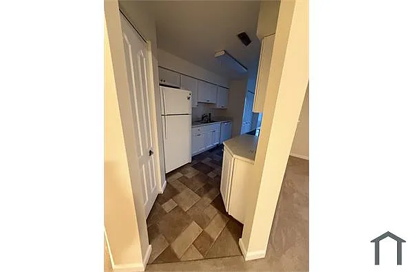 Building Photo - 37 Wickham Ct