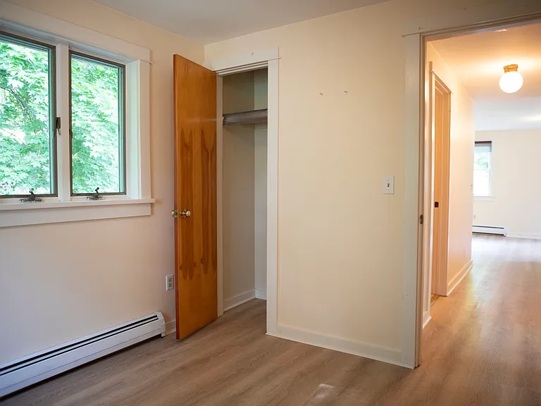 202 Floral Ave #B — Photo 13