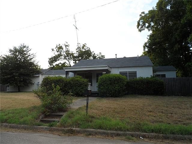 1st image of 537 E Davilla Ave