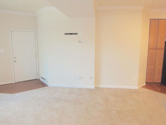 3rd image of 15181 Leicestershire St