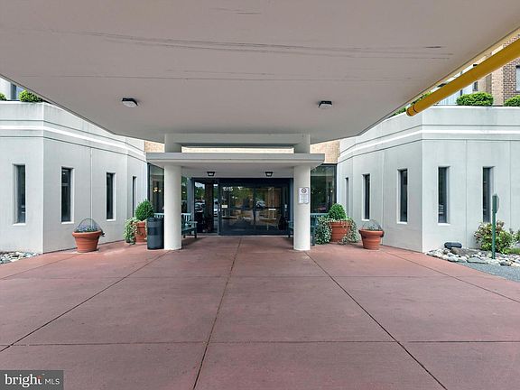 4th image of 15115 Interlachen Dr #3-1012