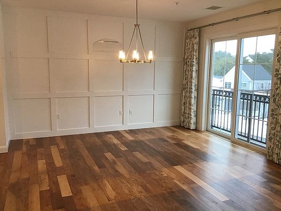 4th image of 62 Mariners Way Unit 301