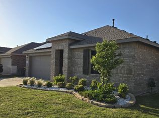 10376 Fort Crockett Trl, Crowley, TX 76036