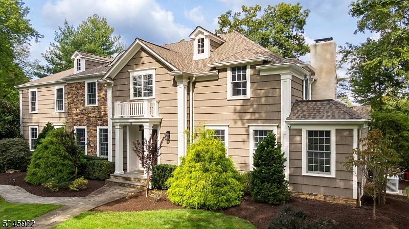 1st image of 59 Harvey Dr