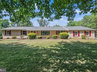 1308 Montfort Dr, Harrisburg, PA 17110
