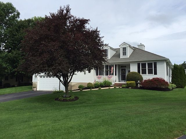 1st image of 23 Rosewood Dr