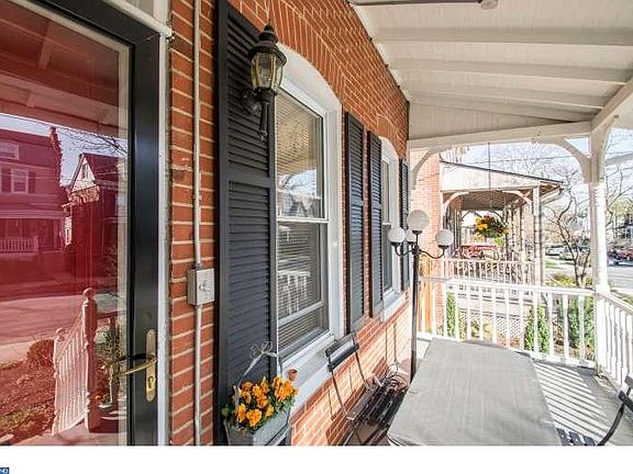 3rd image of 2505 W 18th St