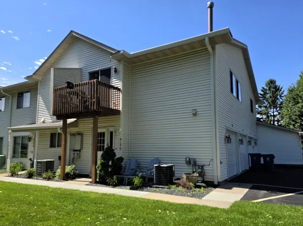 4176 White Bear Pkwy, Saint Paul, MN 55110