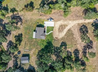 4620 Springfield Ln, Brenham, TX 77833