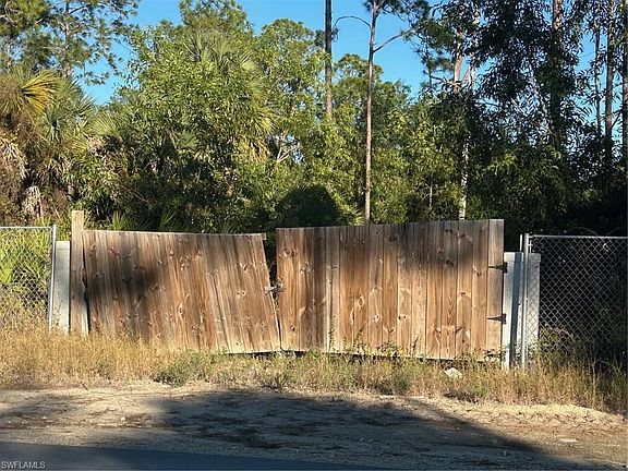 3rd image of 1190 Ivy WAY