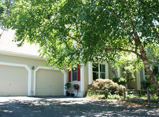 5 Lantern Ln, Maynard, MA 01754