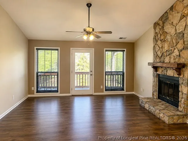 2 bed, 2.0 bath, 1054 sqft, $1,100 — Photo 3