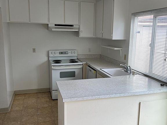 5th image of 8823 Salmon Falls Dr Unit C