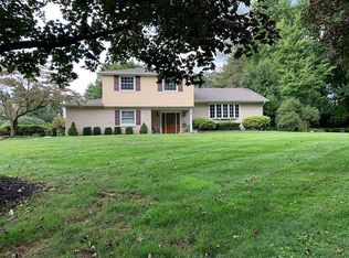 45 Ronald Dr, Southampton, PA
