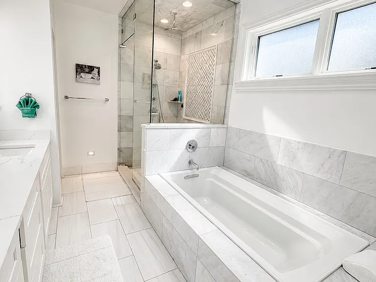 7338 W Clarence Ave — Photo 29
