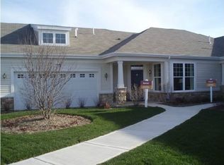 4050 Chapel Hill Ave, Naperville, IL 60564
