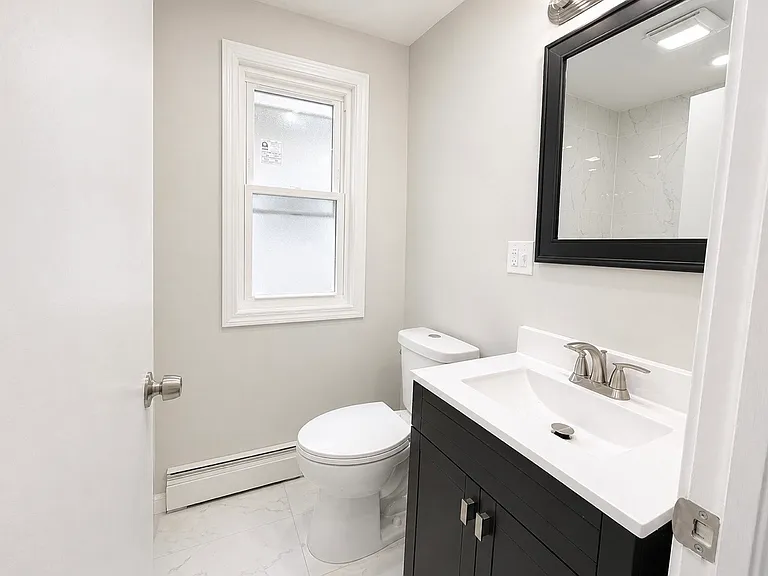 12253 S Peoria St — Photo 5