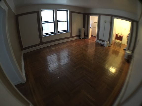 2nd image of 254 Seaman Ave APT D1